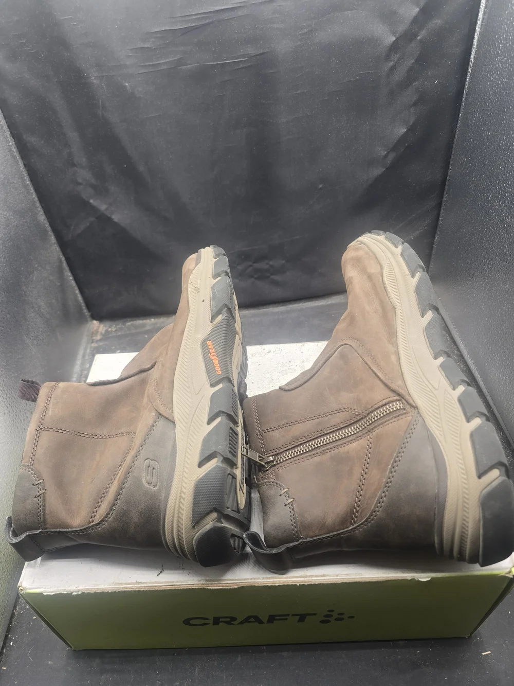 Skechers Men’s Brown Chelsea-Style Leather Zip Boots